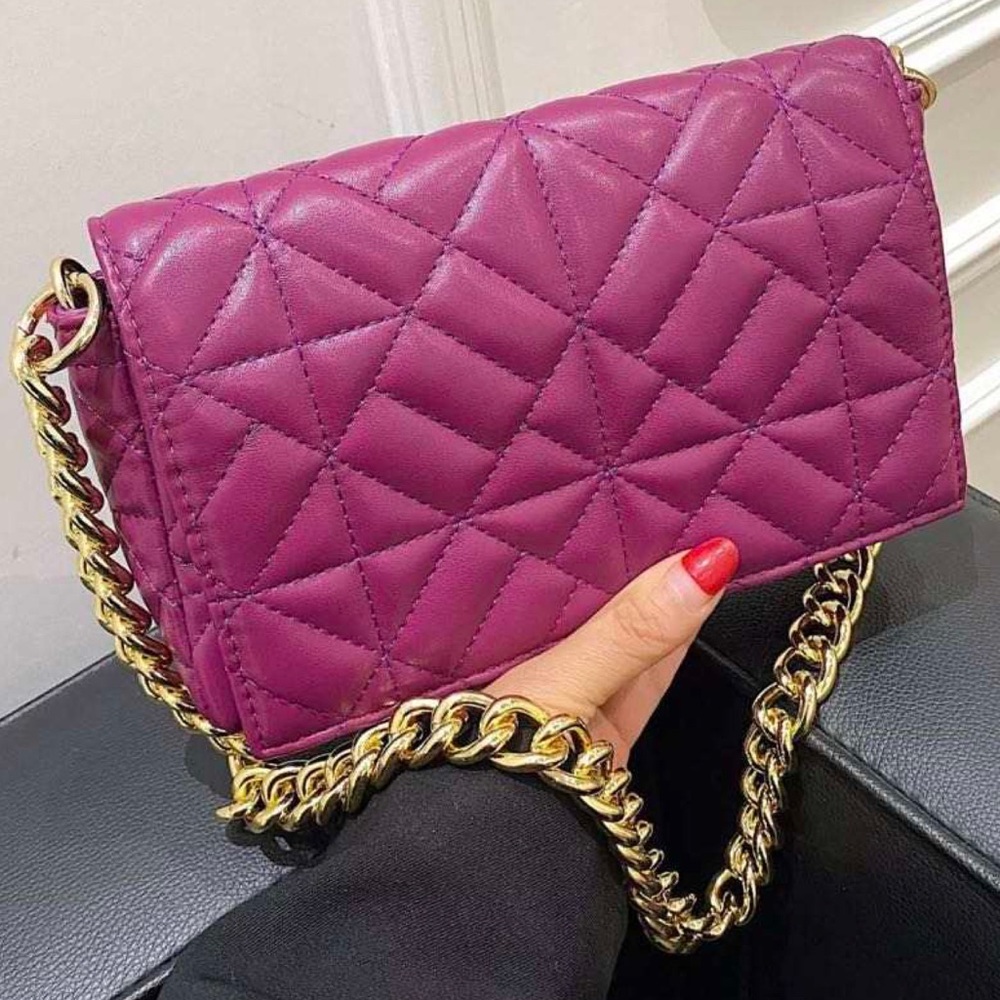 NEW * Purple Purse